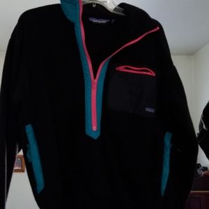 Patagonia 3/4 zip front - black and neon great condition - retro